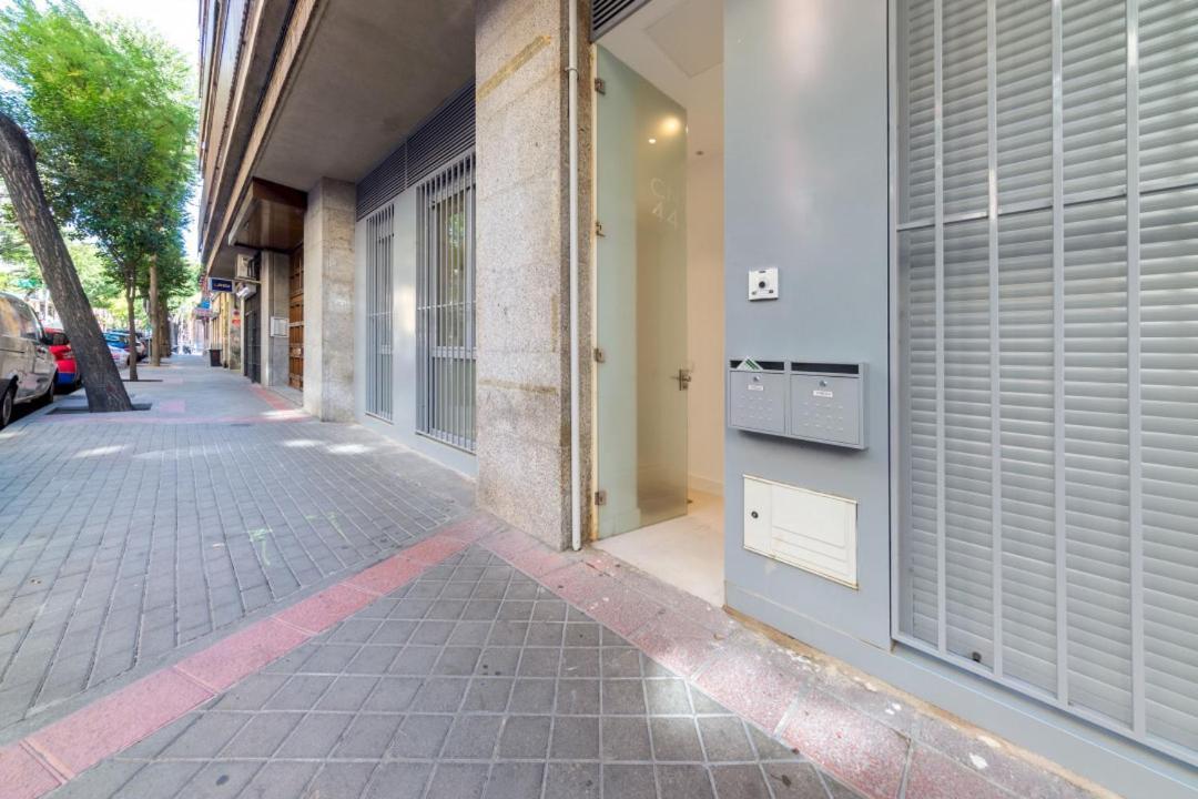 2 Bedrooms 2 Bathrooms Furnished - Delicias - Modern- Mintystay Madrid Exterior foto